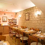 Hotel Western Quartier Latin Pantheon Paris