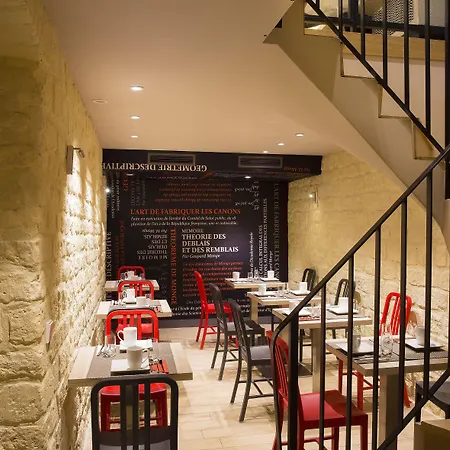Western Quartier Latin Pantheon Hotel 3*