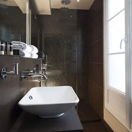 Western Quartier Latin Pantheon 3* باريس