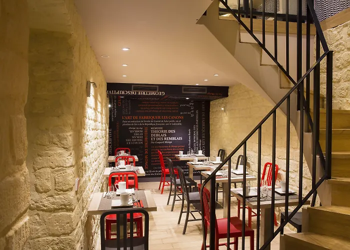 Western Quartier Latin Pantheon Hotel 3*