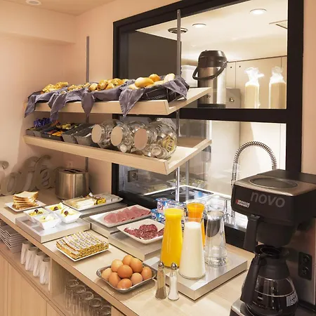 ホテル Western Quartier Latin Pantheon パリ